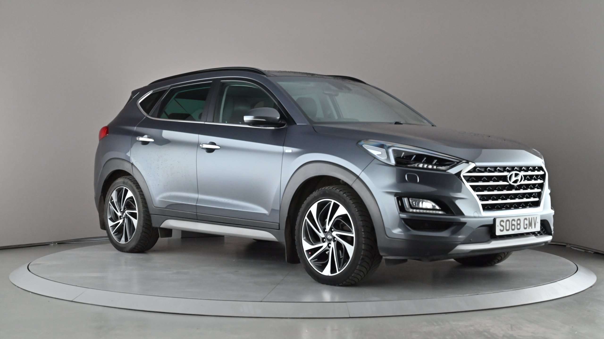 Main listing image - Hyundai Tucson