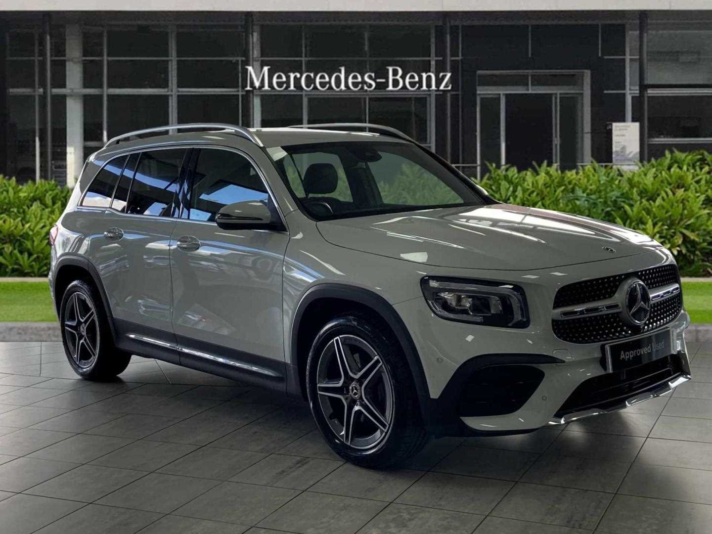 Main listing image - Mercedes-Benz GLB