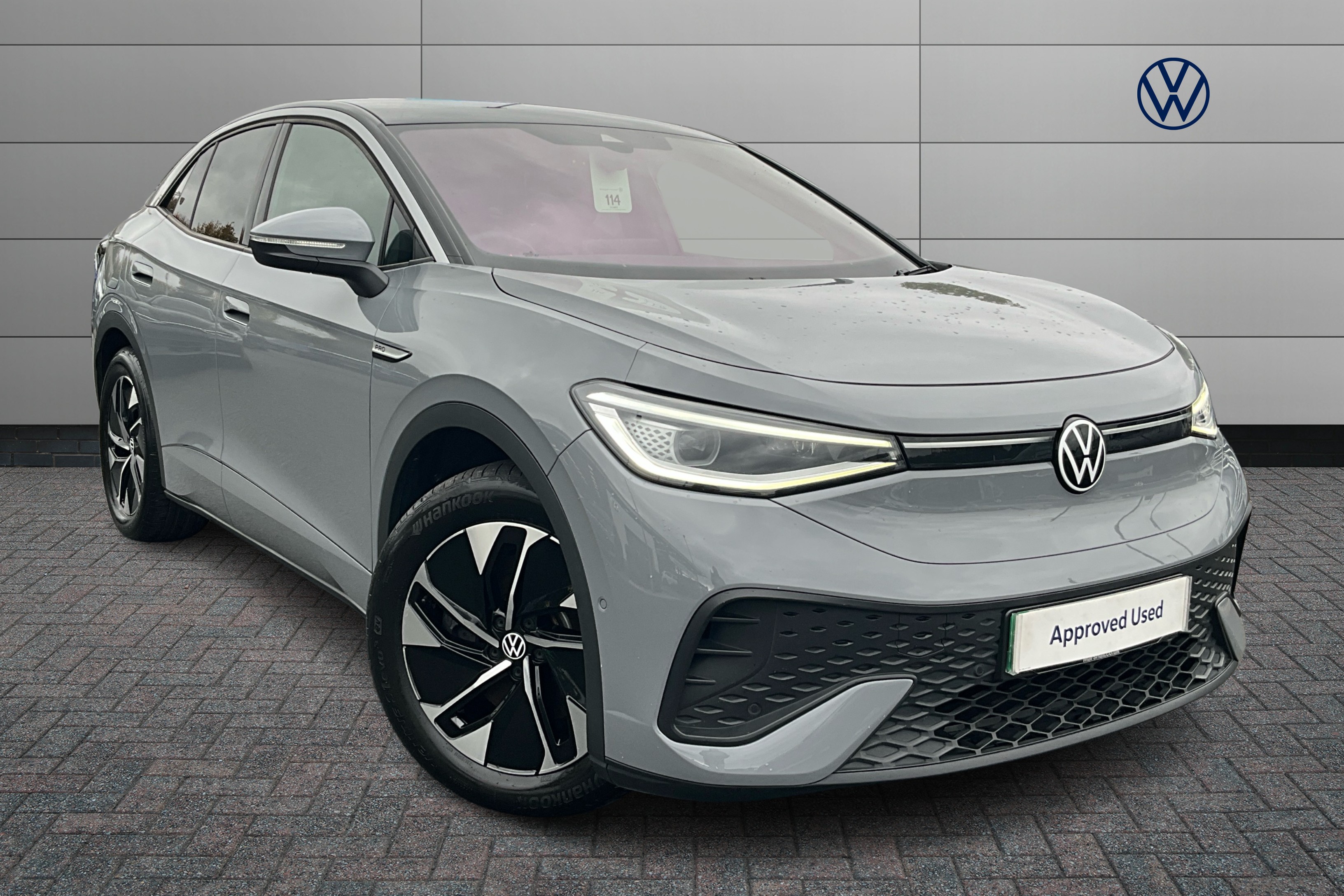 Main listing image - Volkswagen ID.5