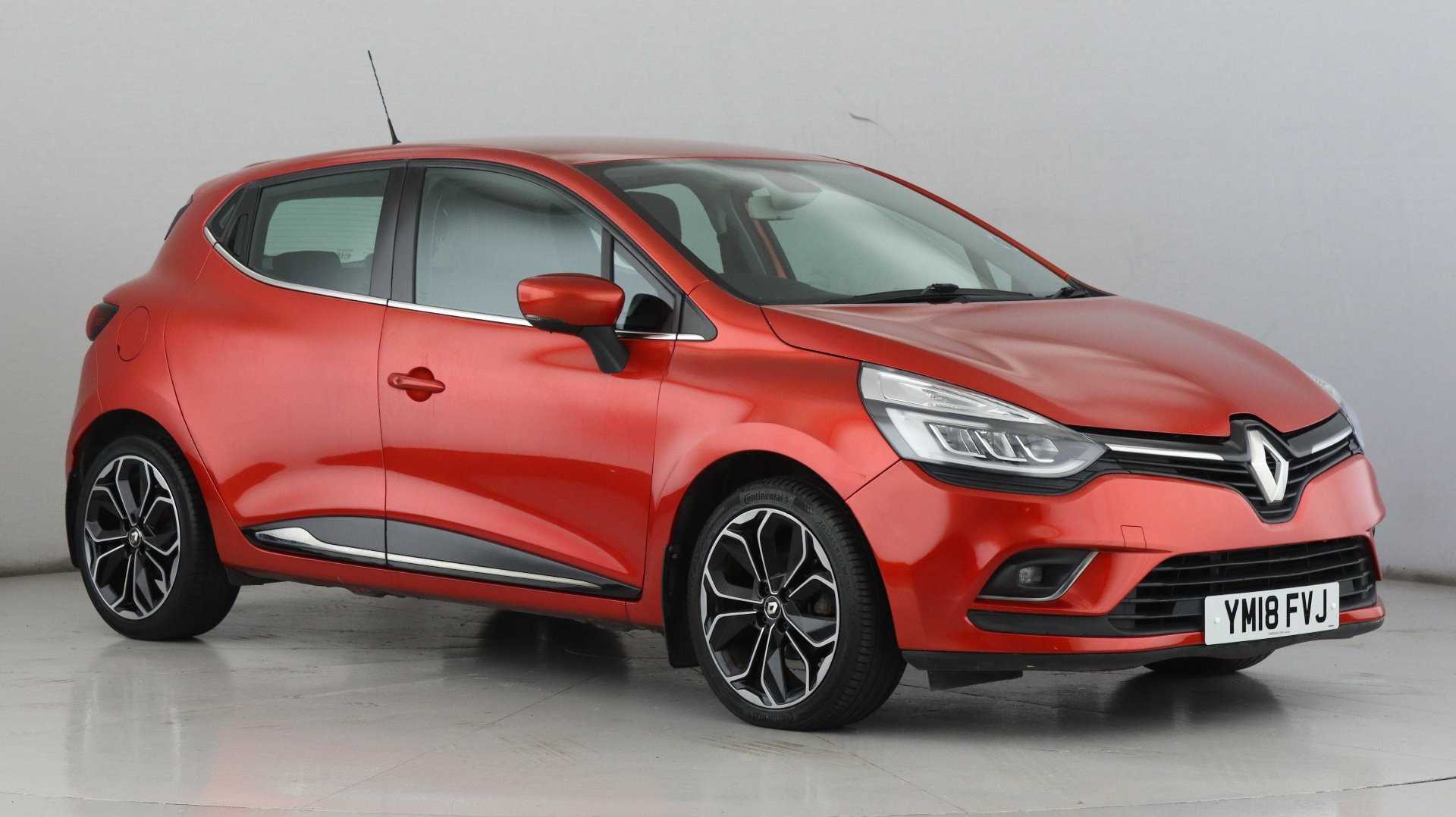 Main listing image - Renault Clio