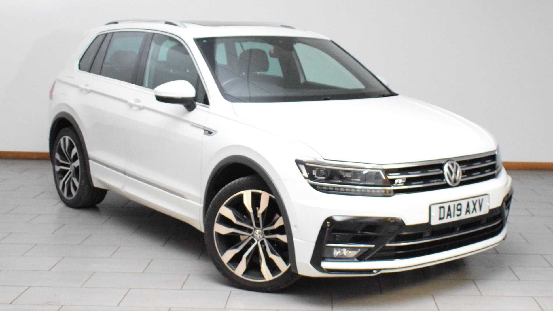 Main listing image - Volkswagen Tiguan