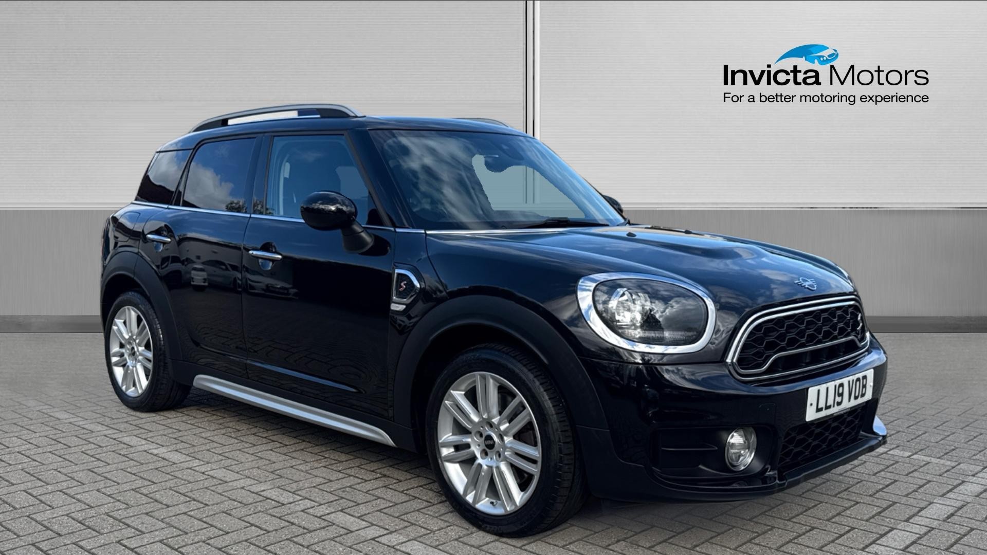 Main listing image - MINI Countryman