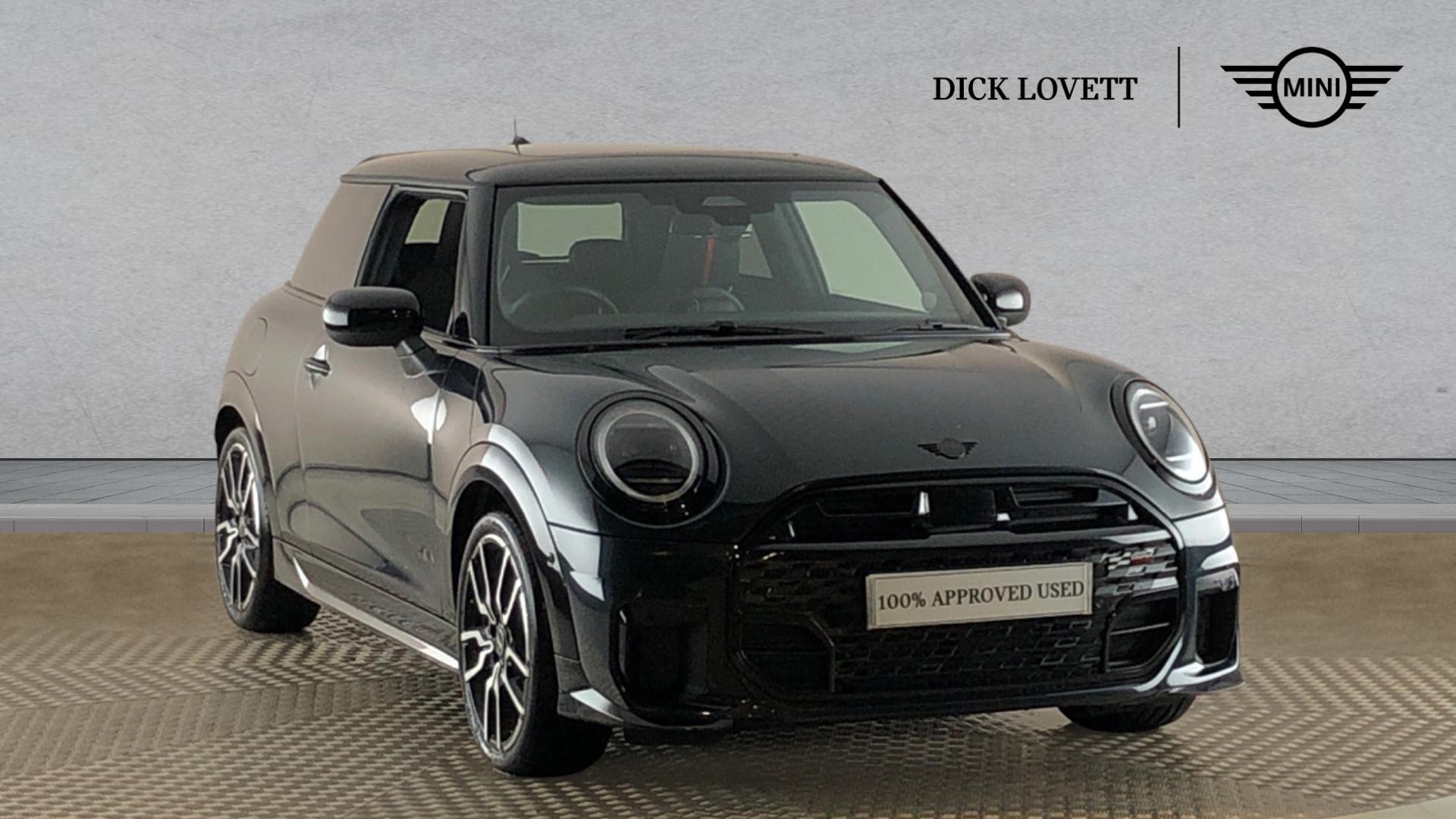 Main listing image - MINI Hatchback