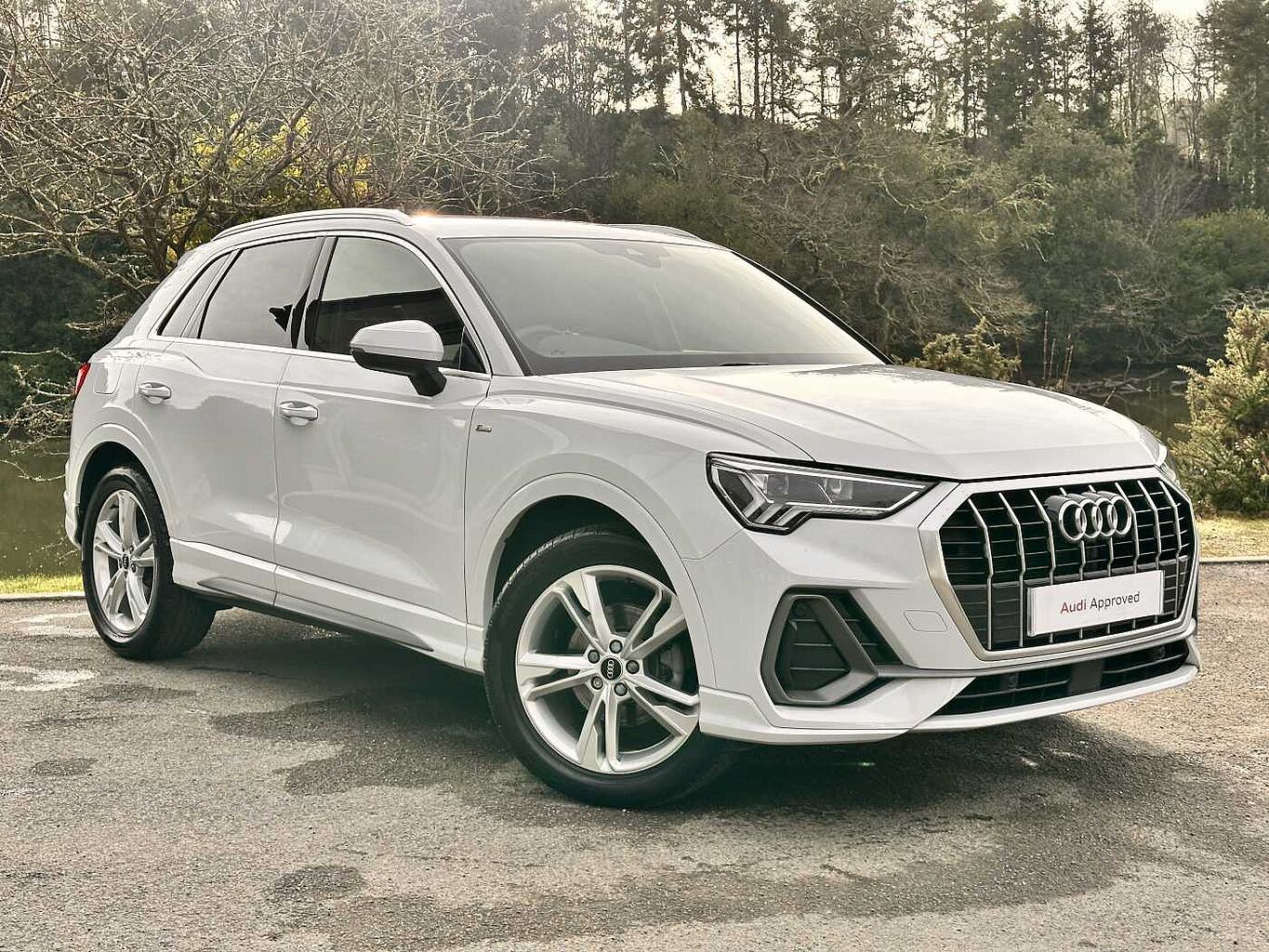 Main listing image - Audi Q3