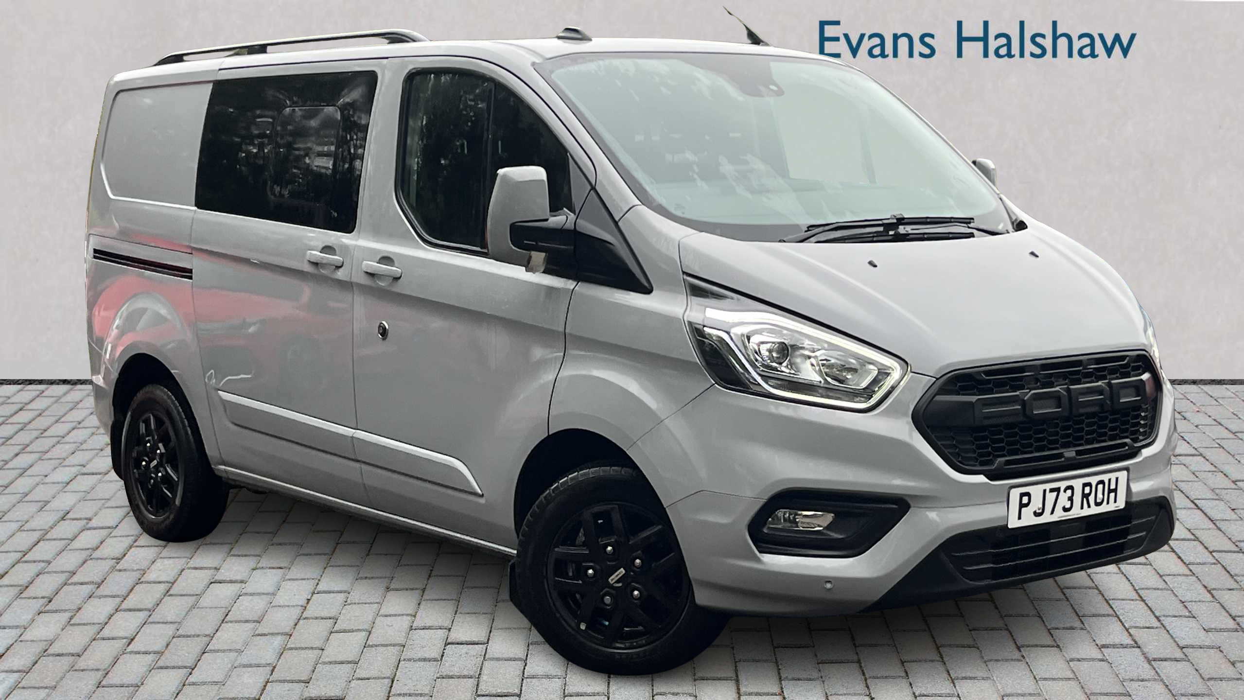 Main listing image - Ford Transit Custom