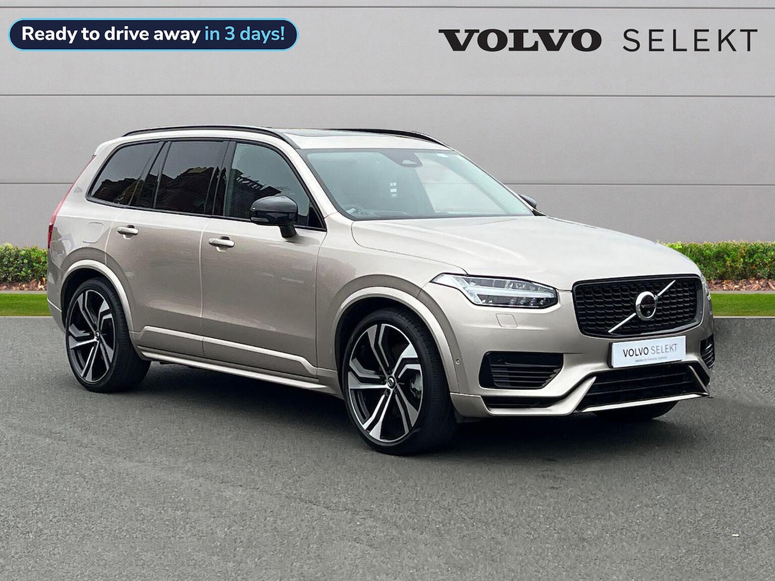 Main listing image - Volvo XC90