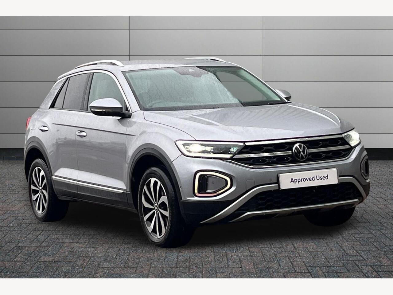 Main listing image - Volkswagen T-Roc