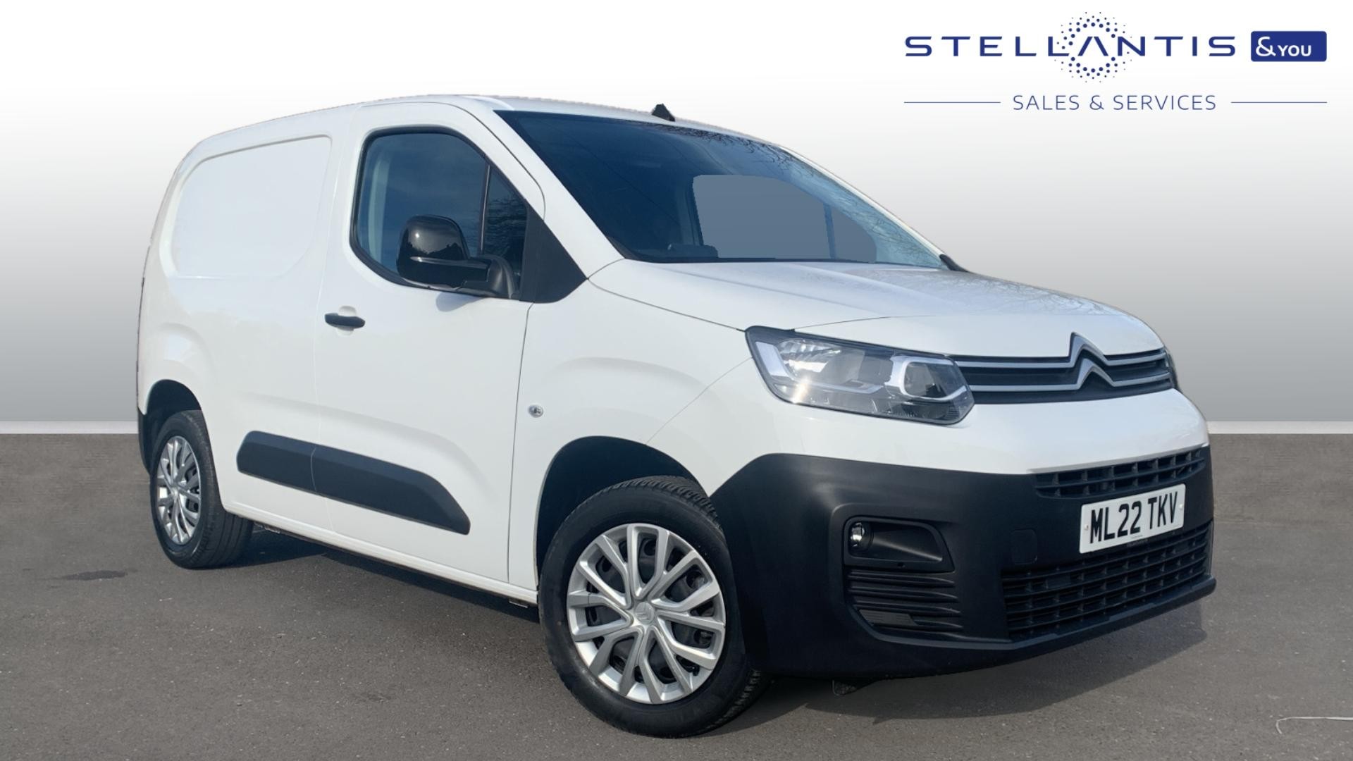 Main listing image - Citroen Berlingo Van