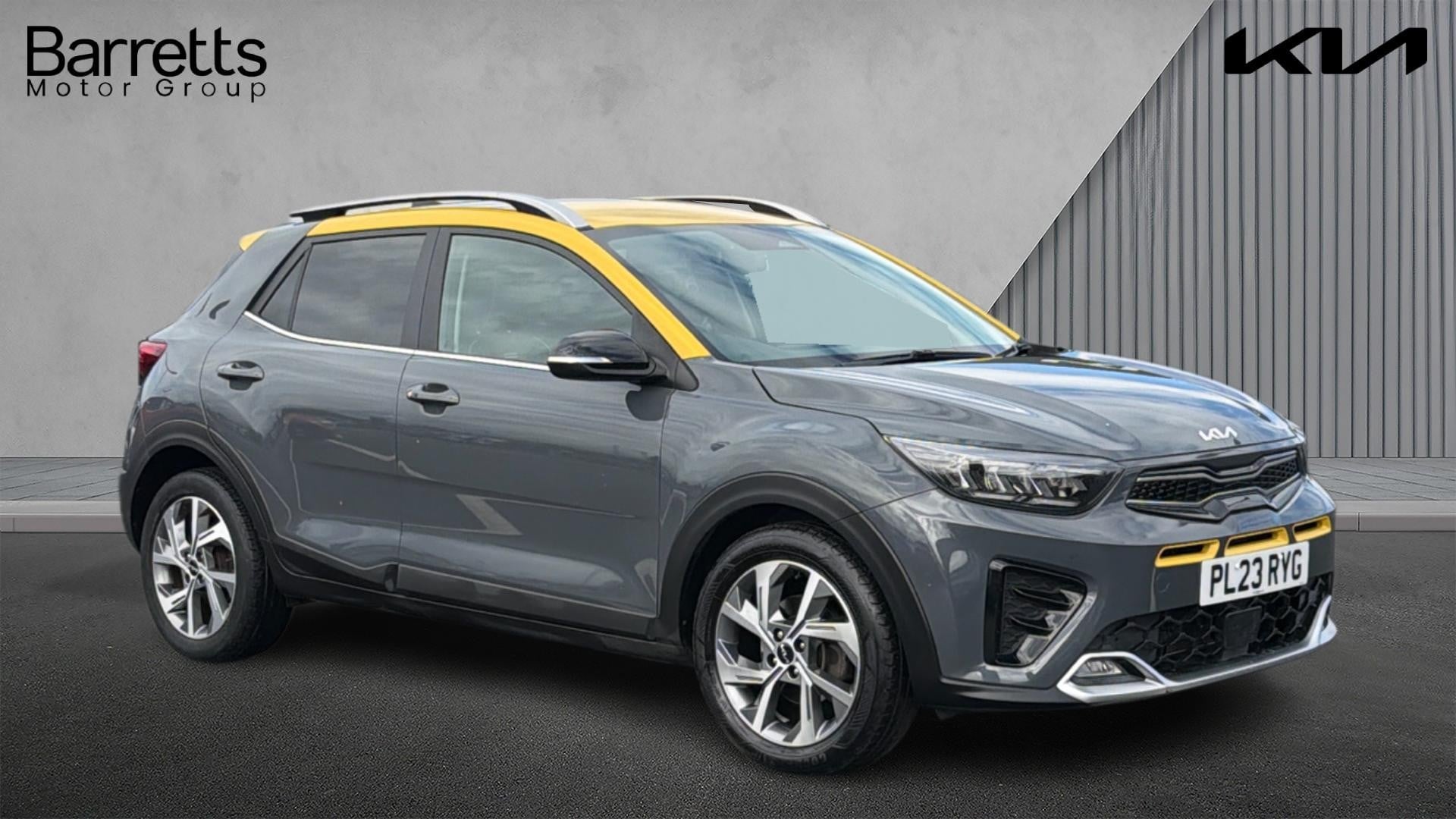 Main listing image - Kia Stonic