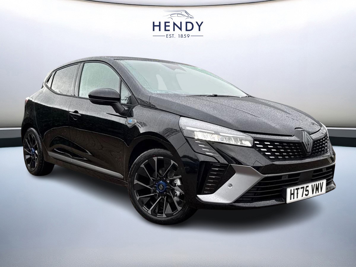 Main listing image - Renault Clio