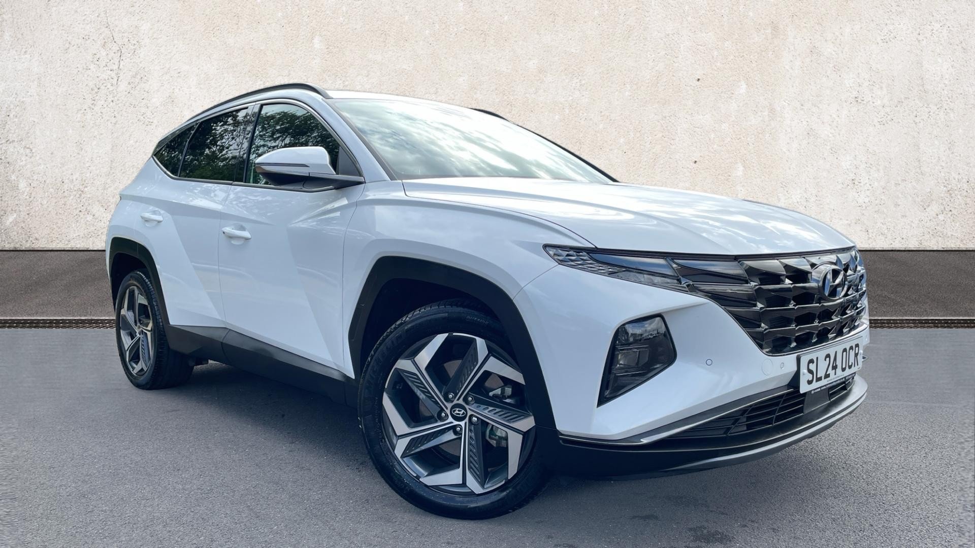 Main listing image - Hyundai Tucson