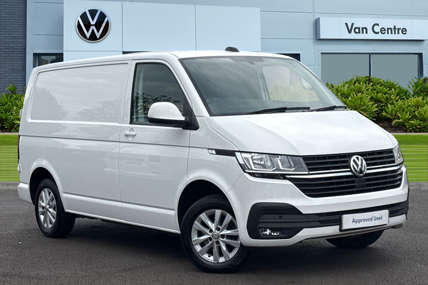 Main listing image - Volkswagen Transporter
