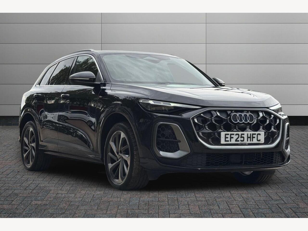 Main listing image - Audi Q5