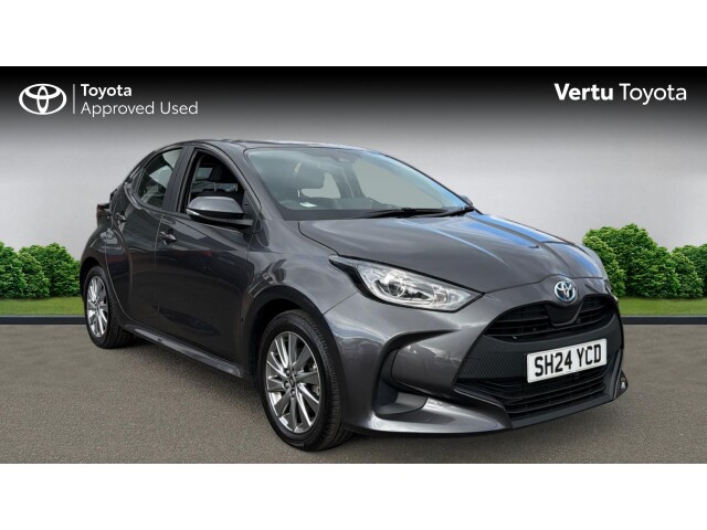 Main listing image - Toyota Yaris