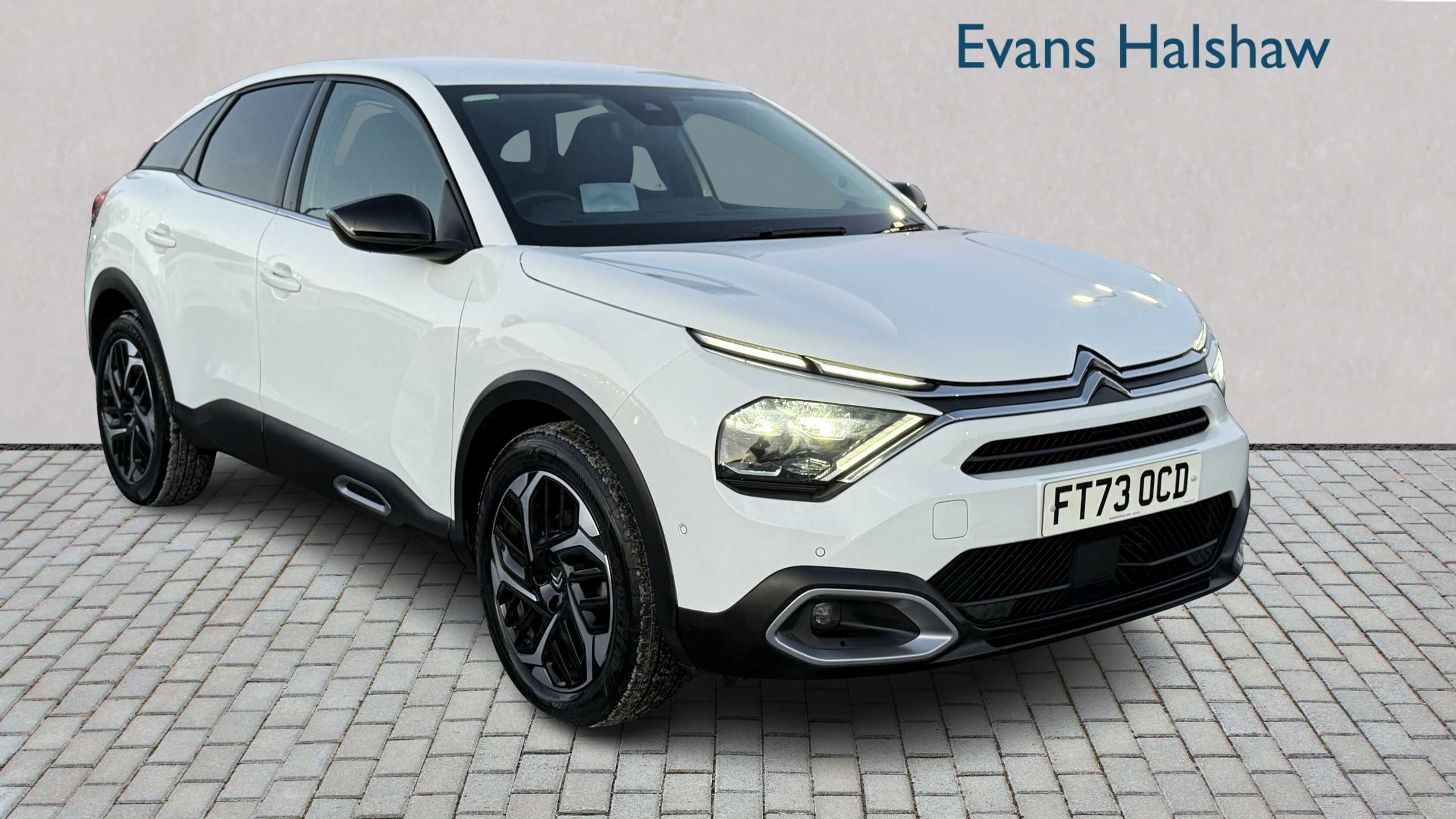 Main listing image - Citroen C4