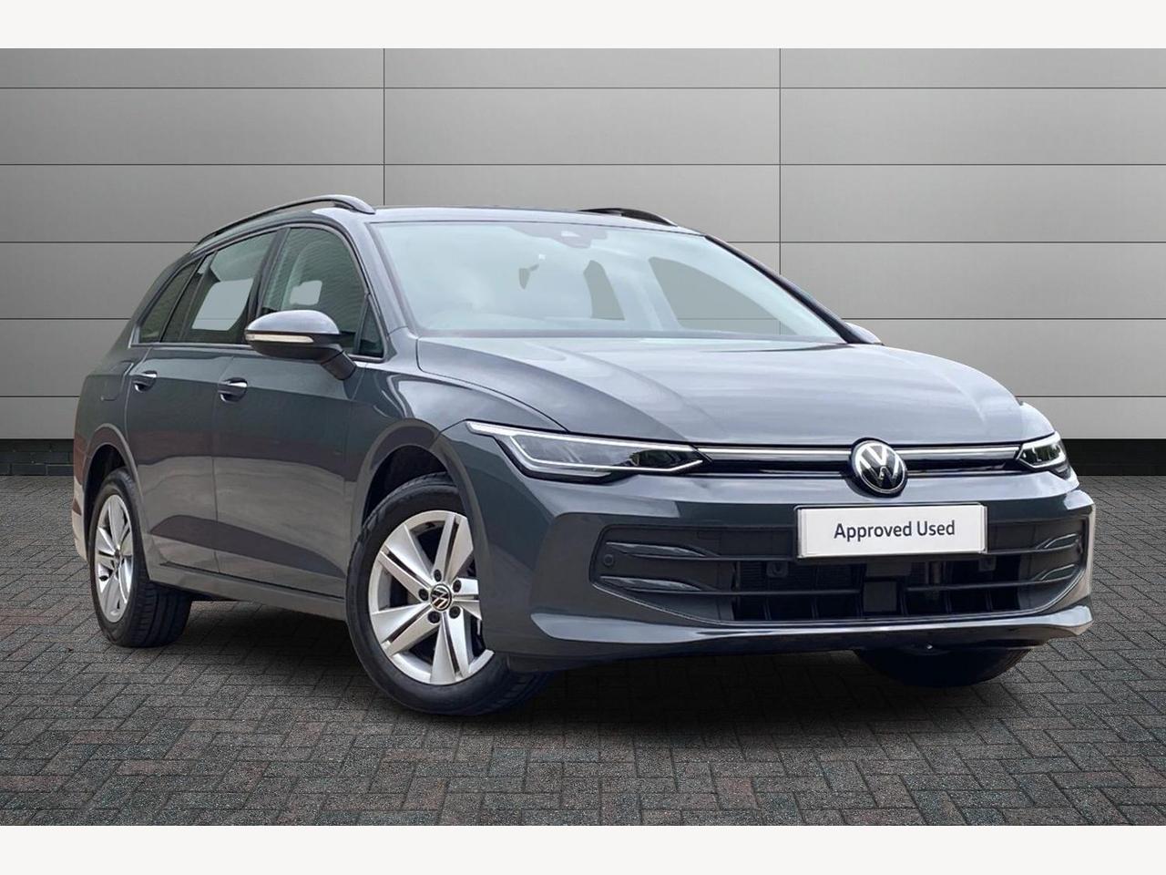 Main listing image - Volkswagen Golf Estate