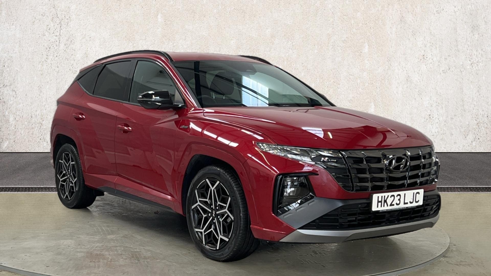 Main listing image - Hyundai Tucson