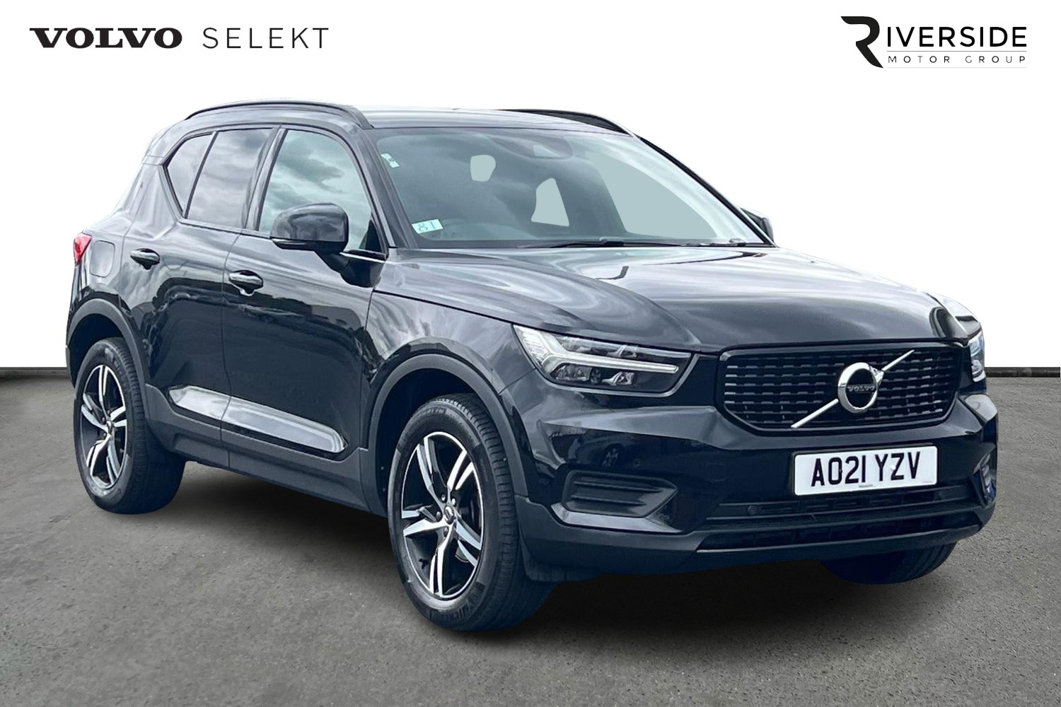 Main listing image - Volvo XC40