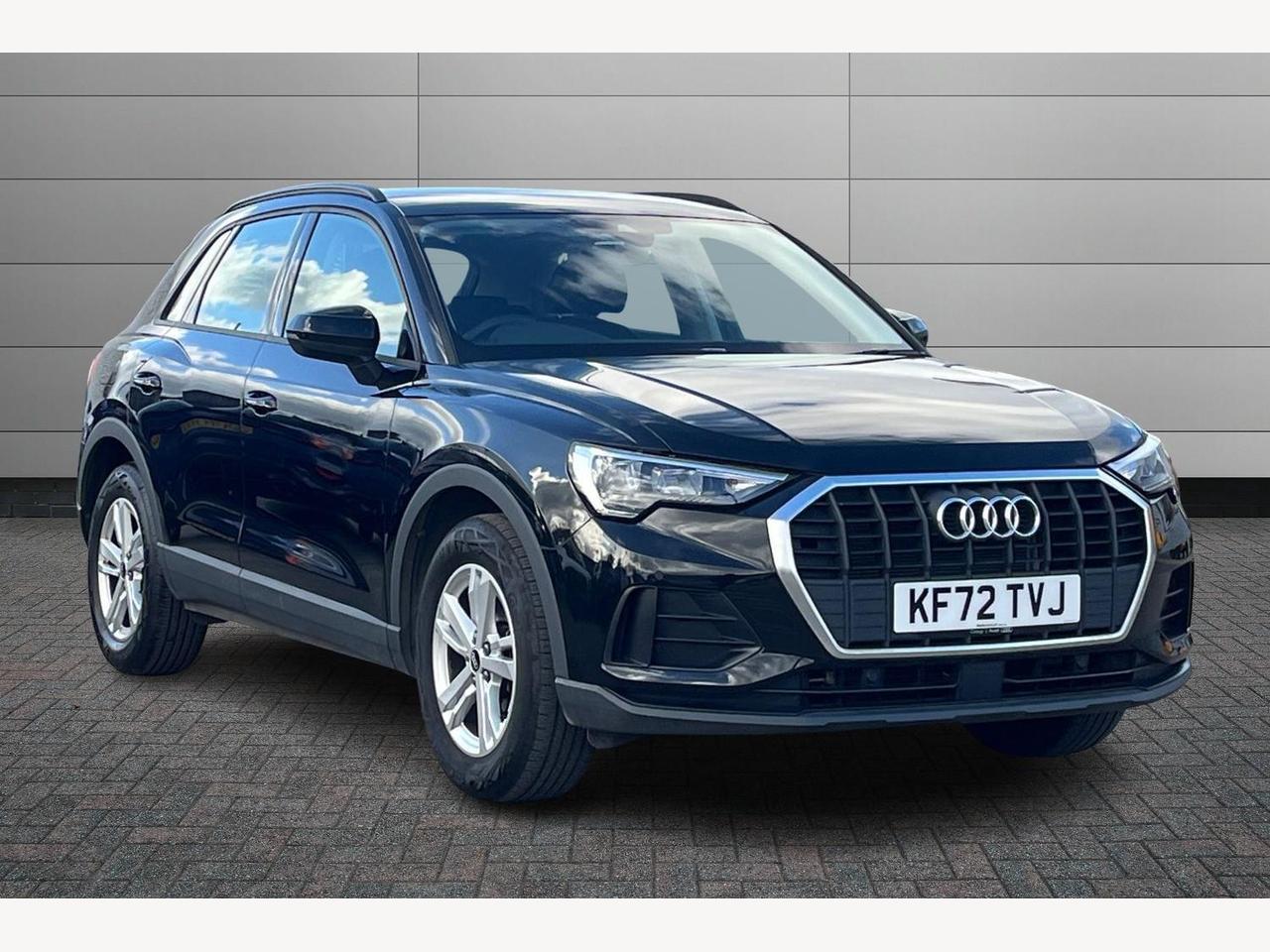 Main listing image - Audi Q3