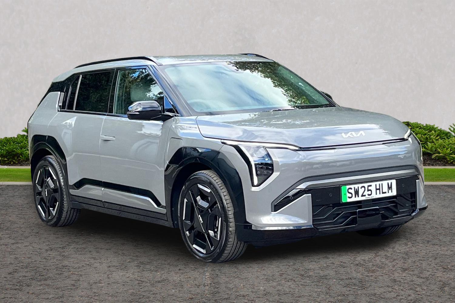 Main listing image - Kia EV3