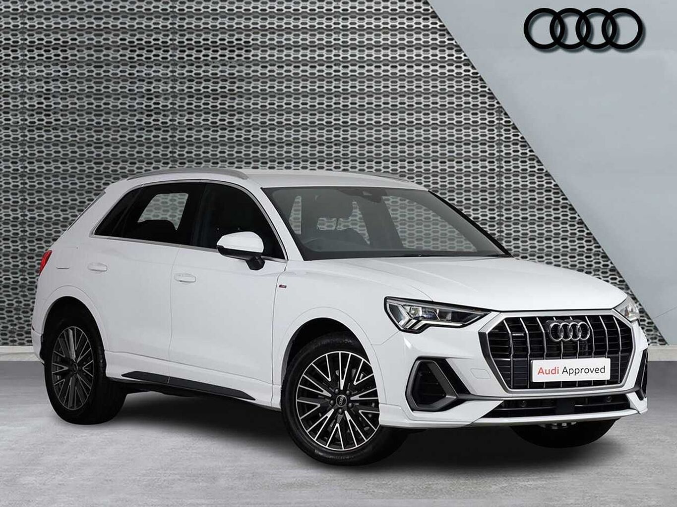 Main listing image - Audi Q3