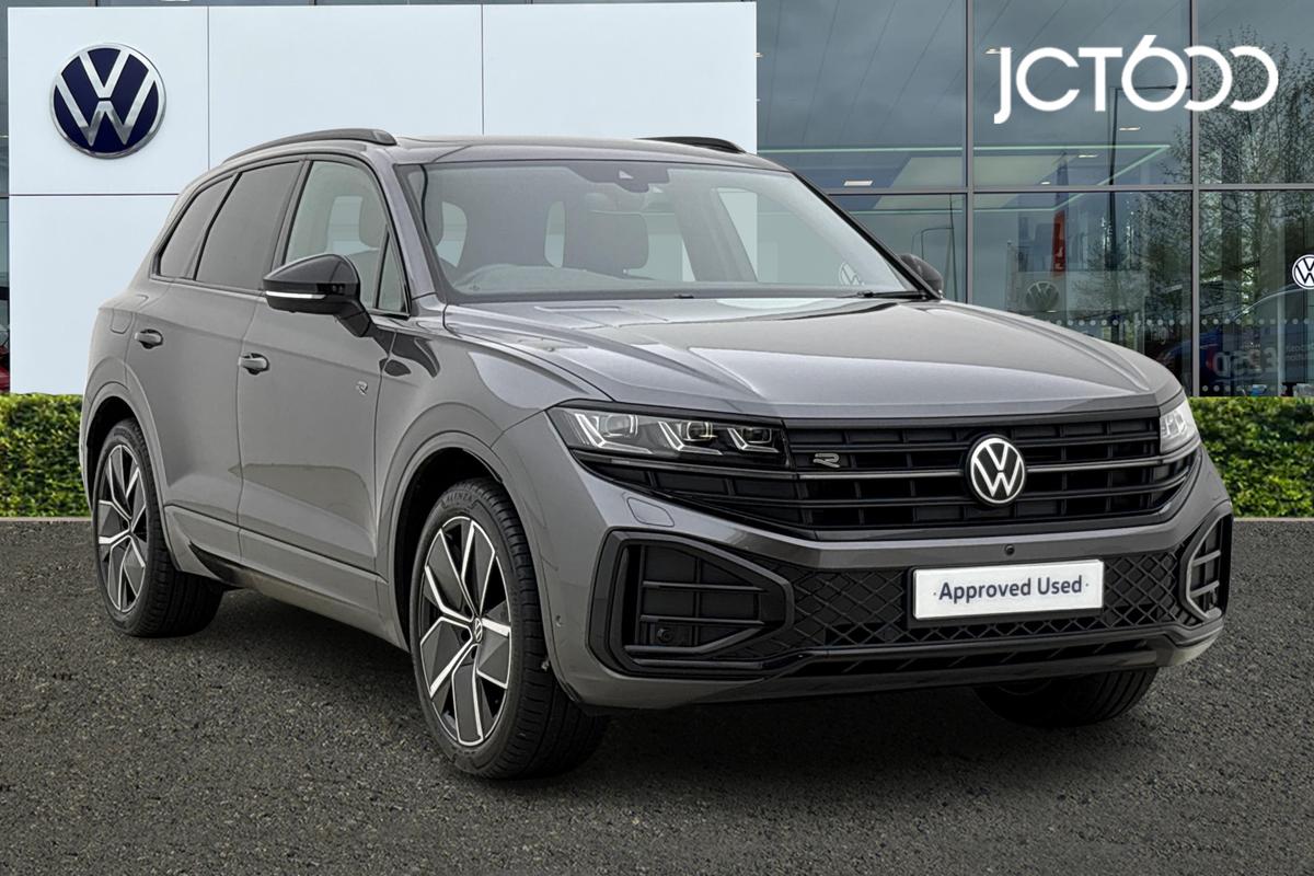 Main listing image - Volkswagen Touareg