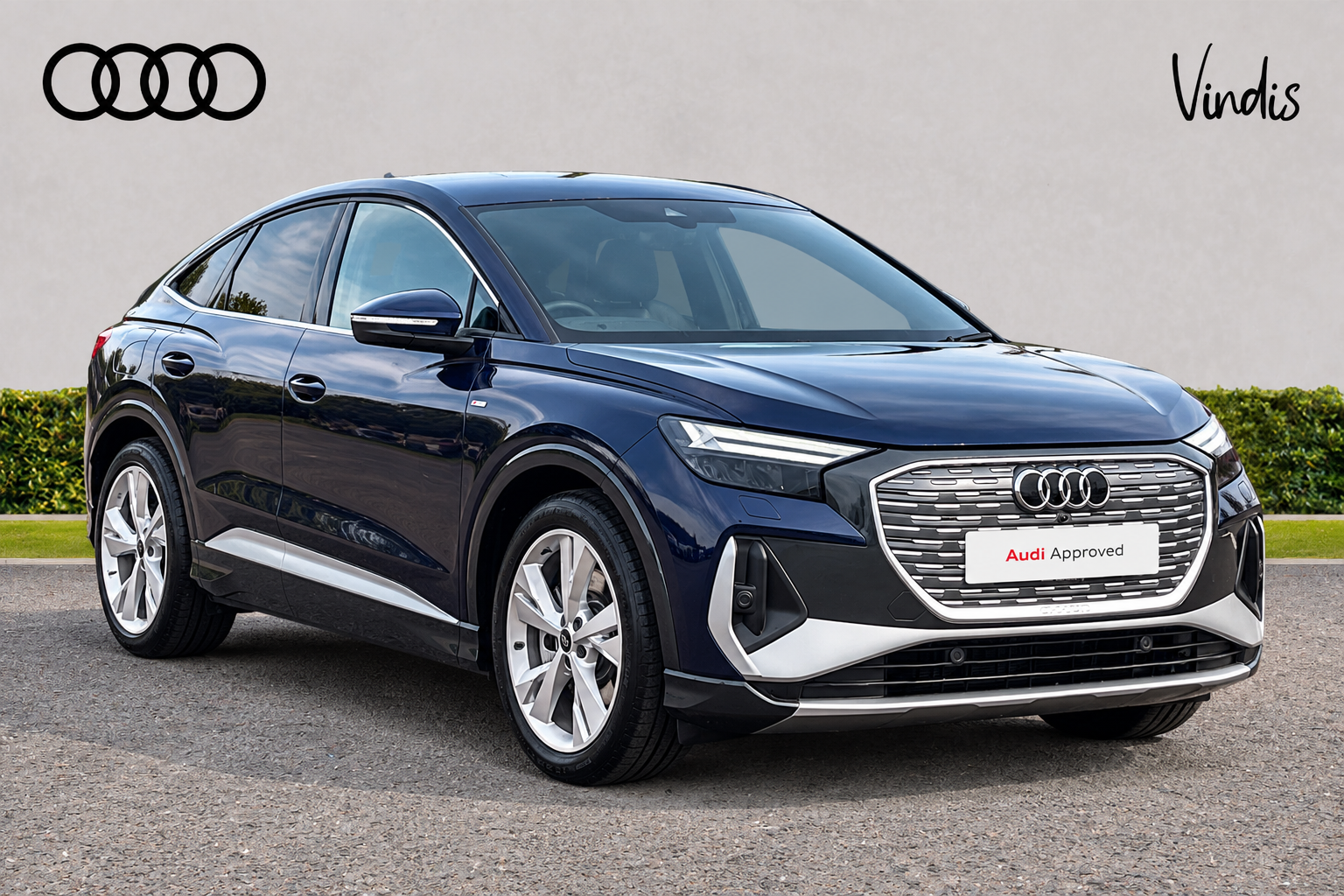 Main listing image - Audi Q4