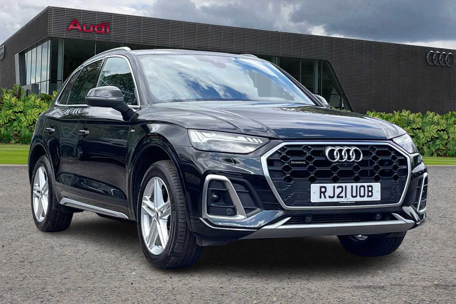 Main listing image - Audi Q5