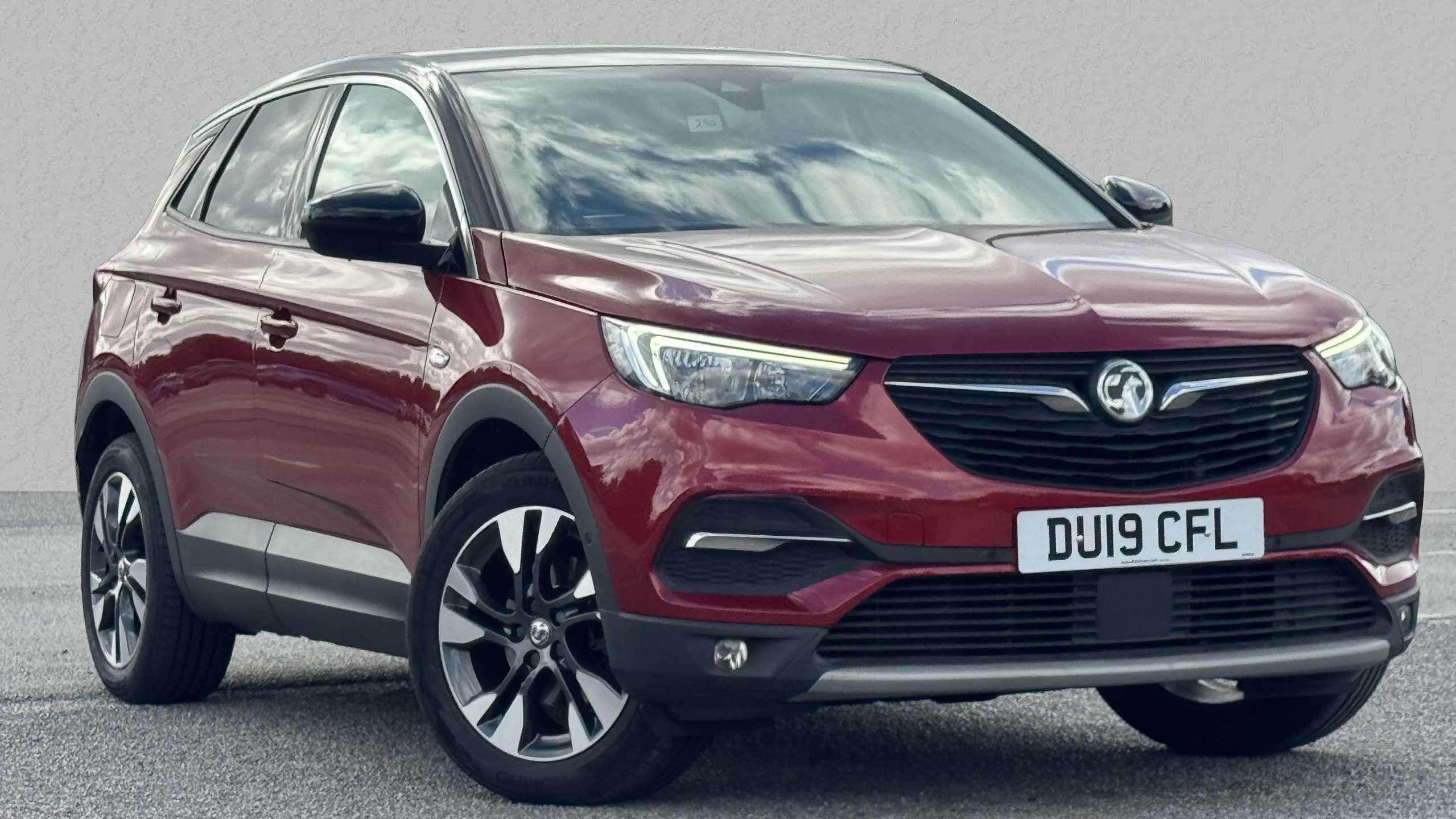Main listing image - Vauxhall Grandland X