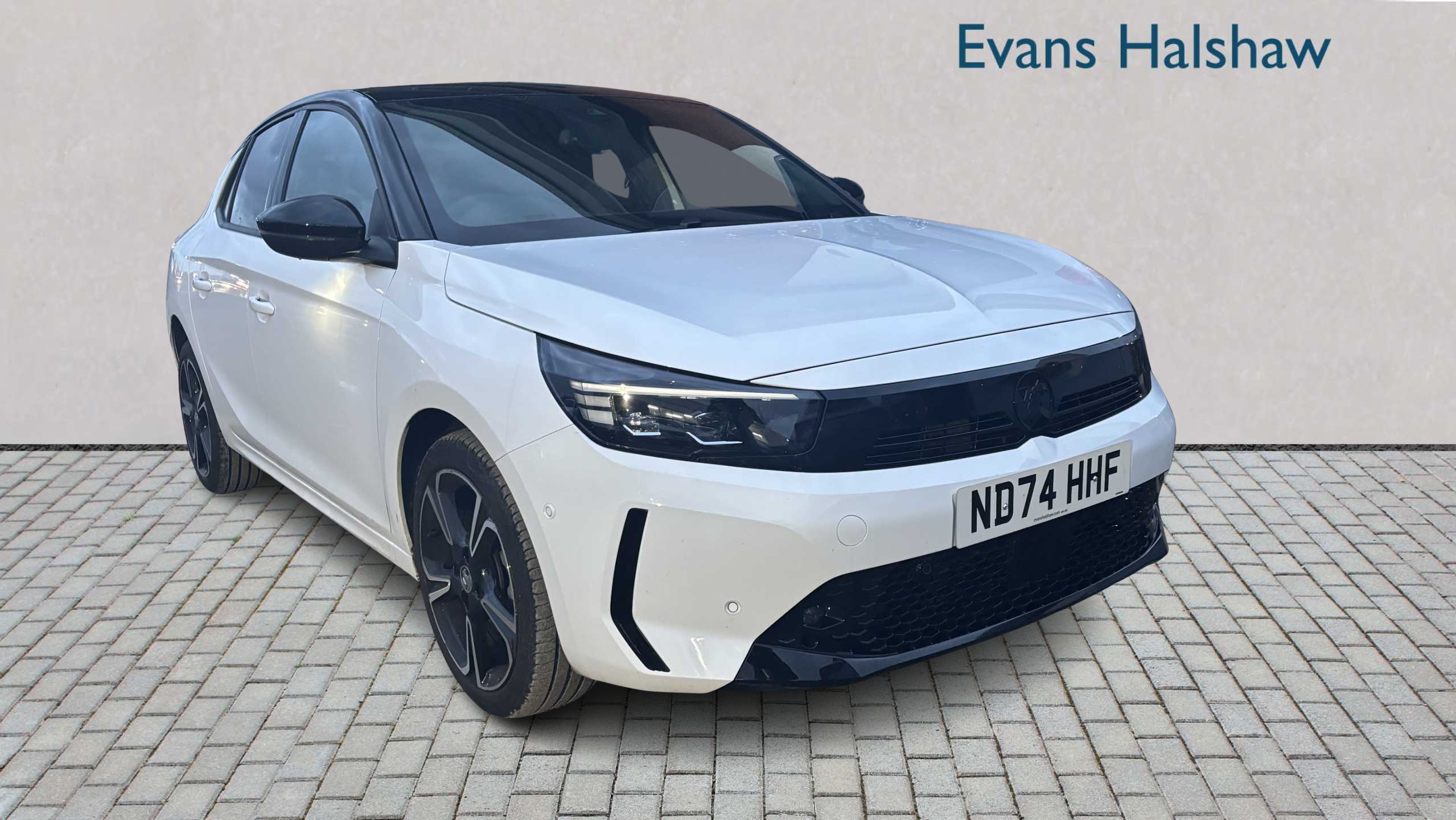 Main listing image - Vauxhall Corsa