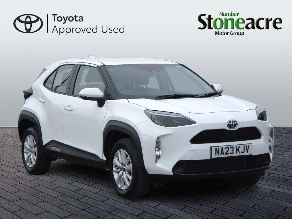 Main listing image - Toyota Yaris Cross