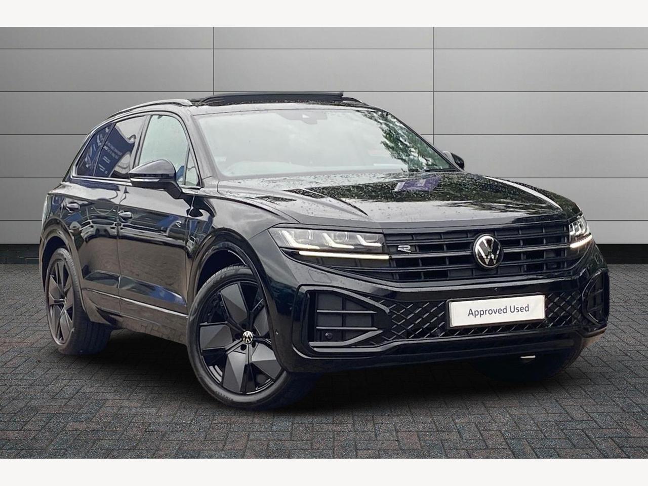 Main listing image - Volkswagen Touareg