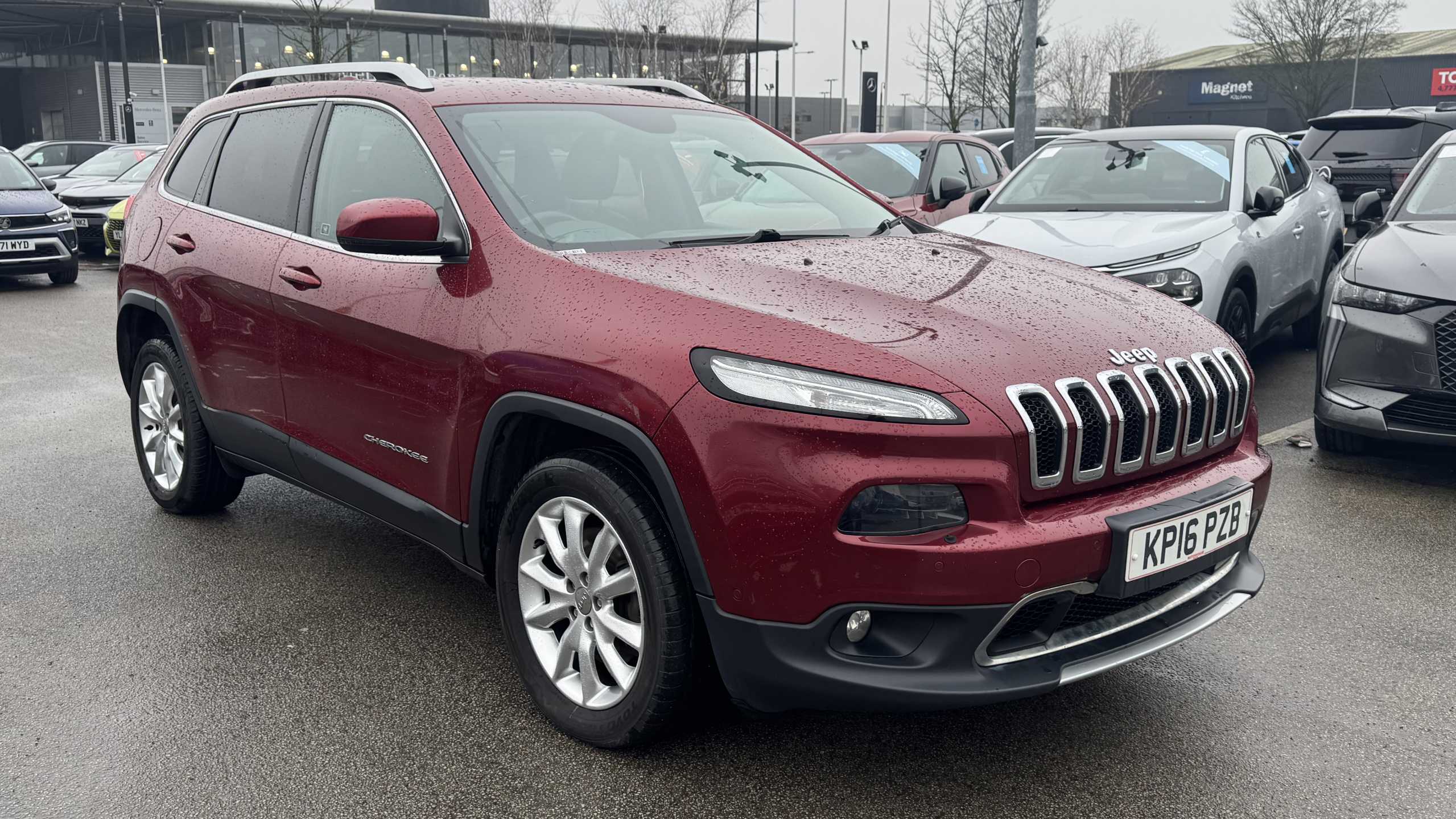 Main listing image - Jeep Cherokee