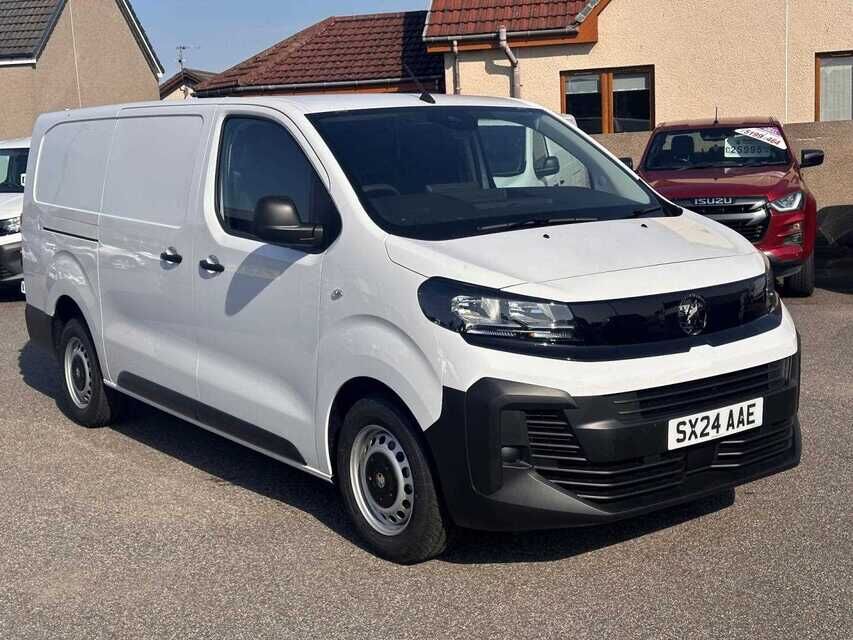 Main listing image - Vauxhall Vivaro