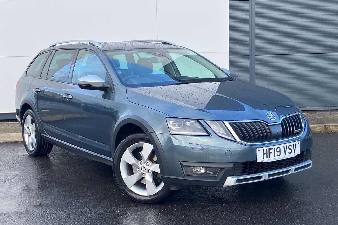 Main listing image - Skoda Octavia Estate