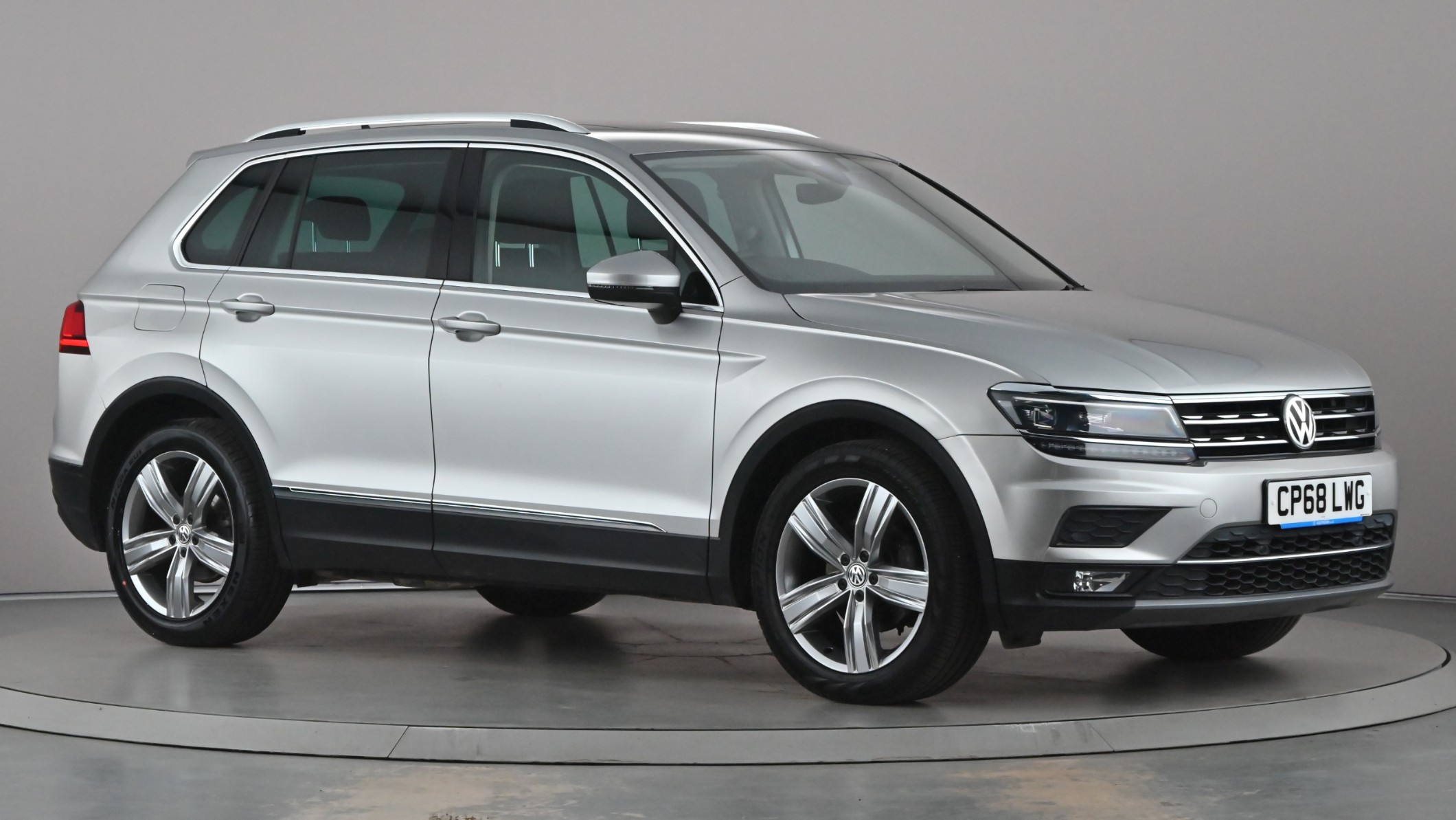 Main listing image - Volkswagen Tiguan