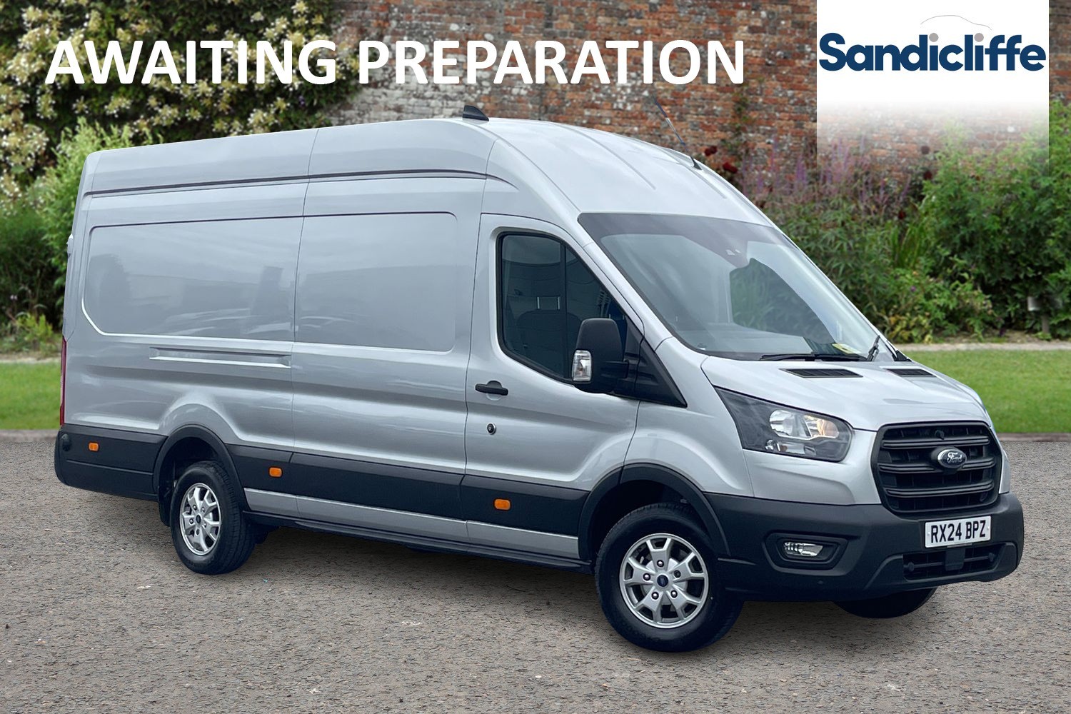 Main listing image - Ford Transit