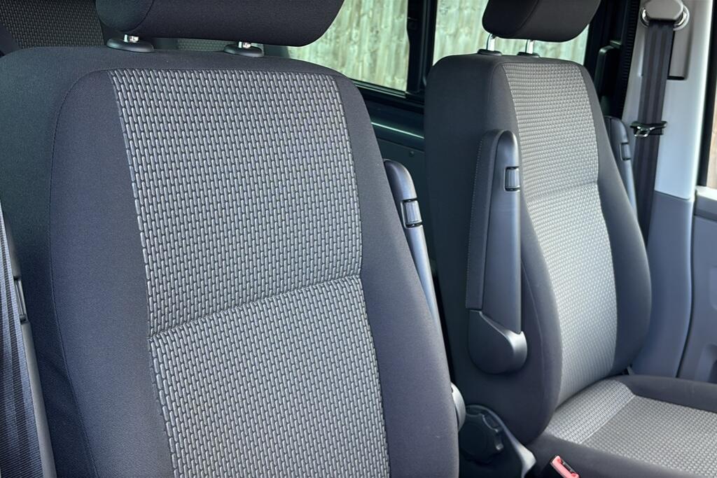 Main listing image - Volkswagen Transporter