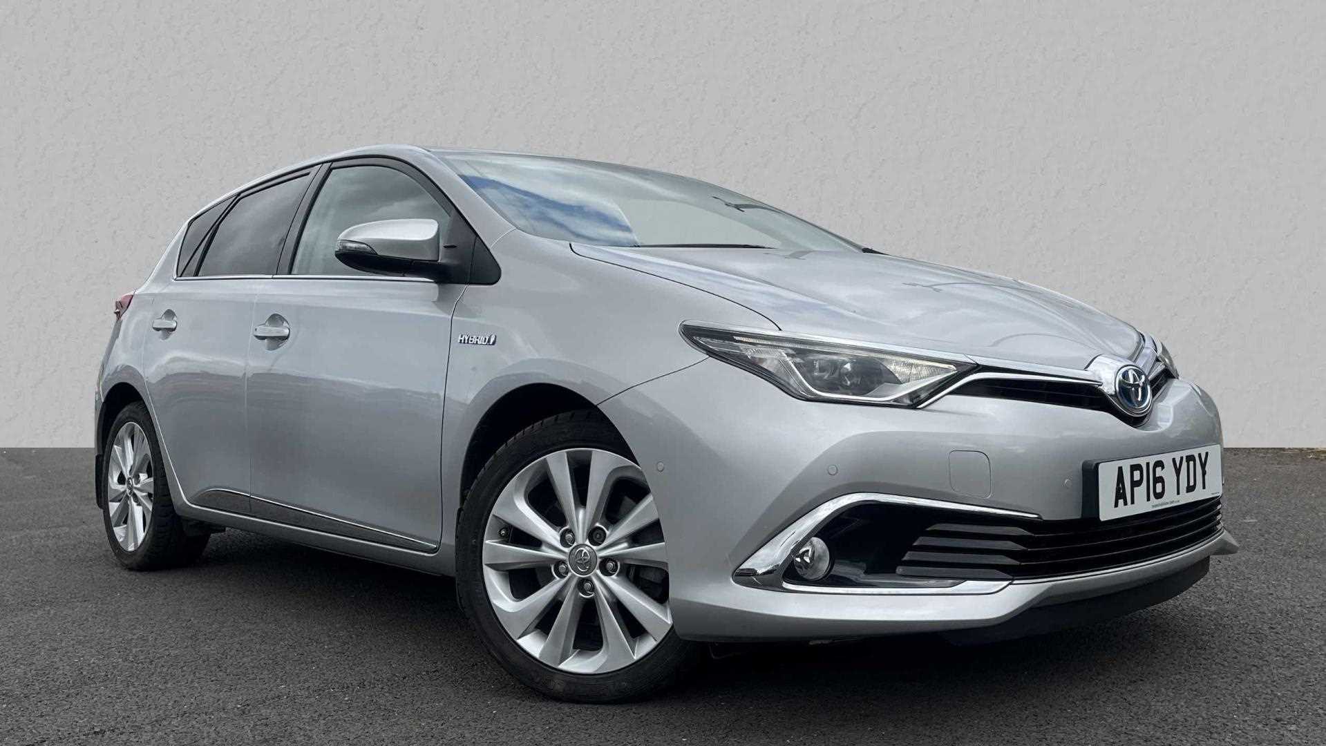 Main listing image - Toyota Auris