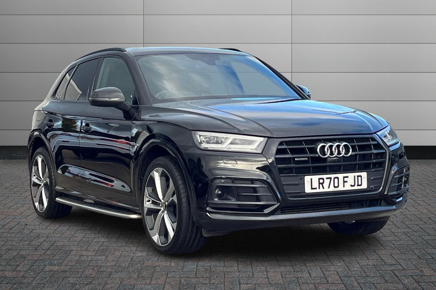 Main listing image - Audi Q5