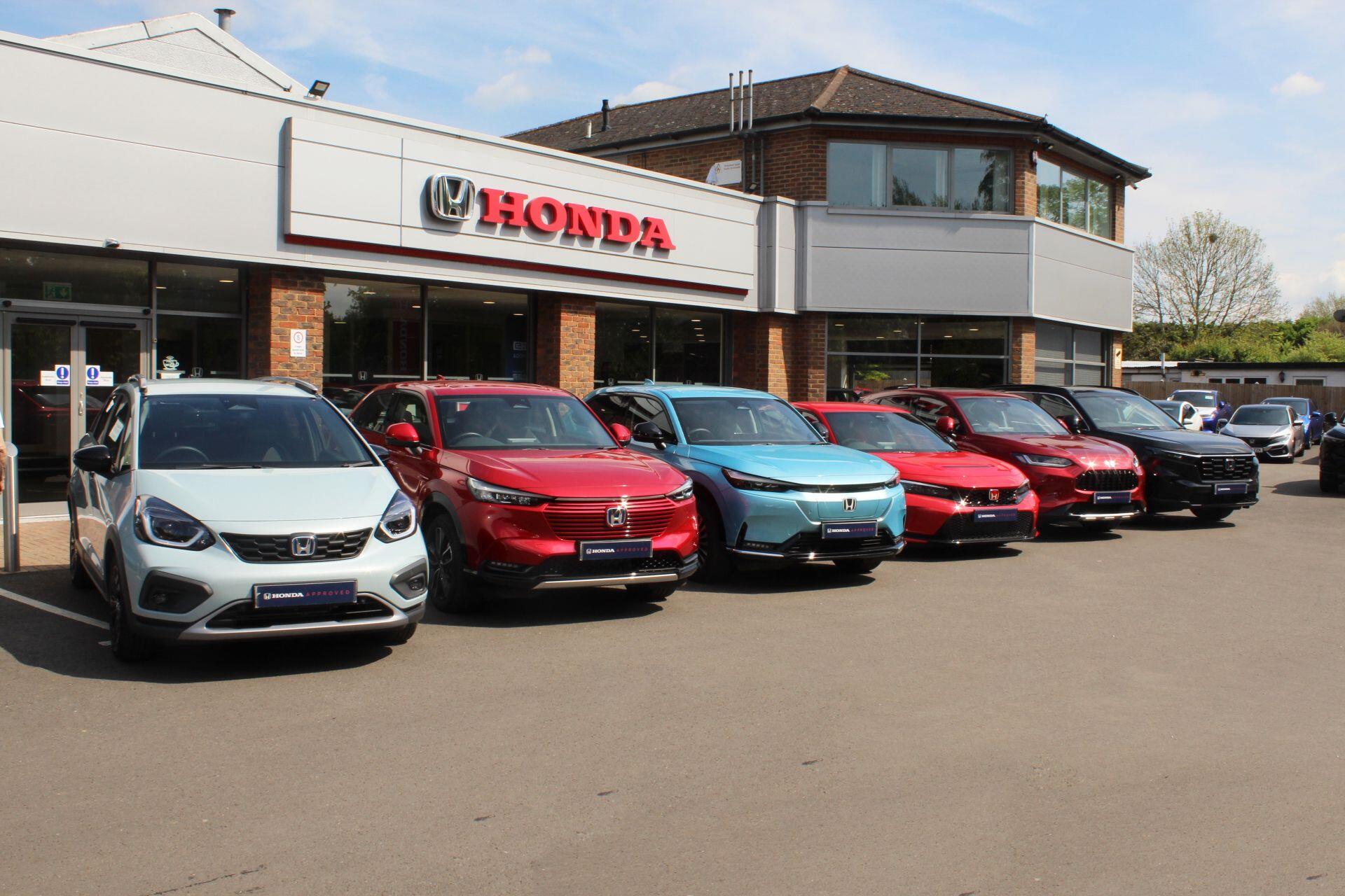 Main listing image - Honda HR-V