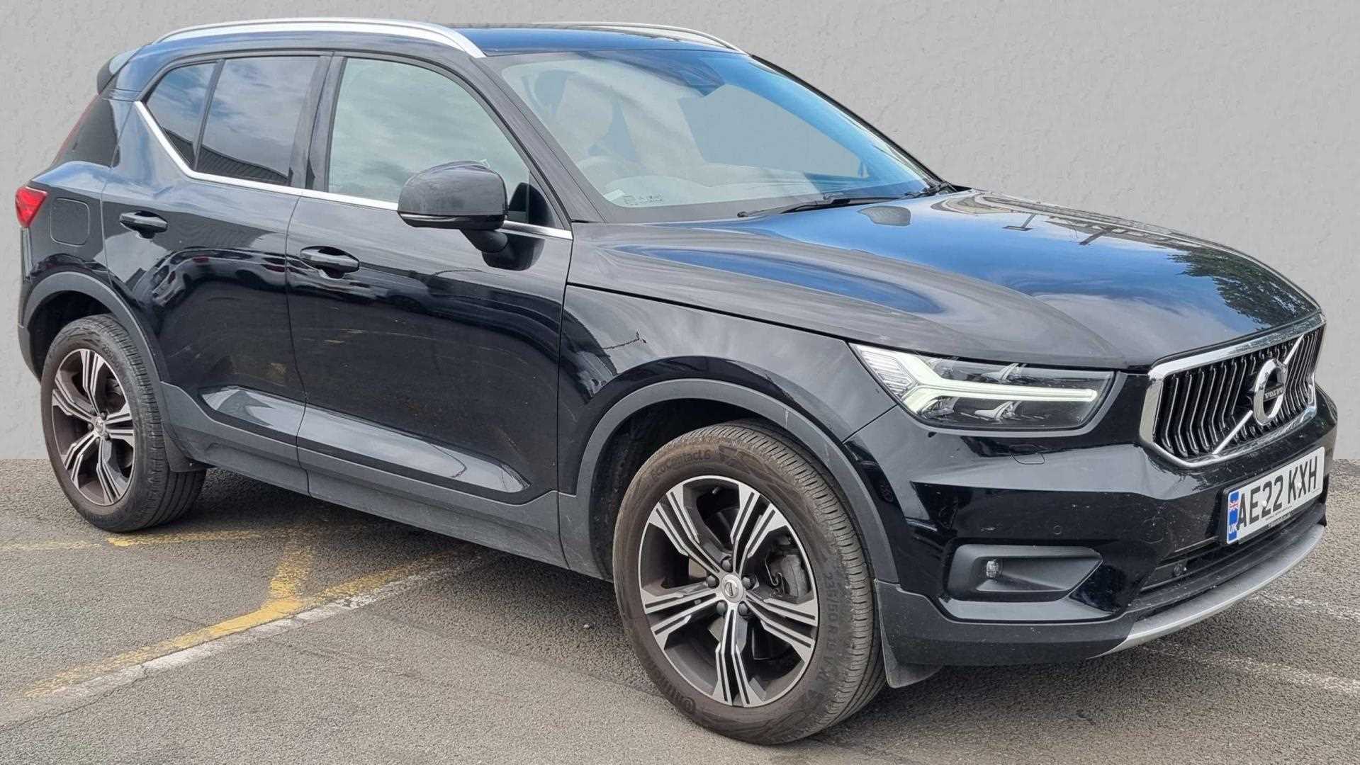 Main listing image - Volvo XC40 Recharge