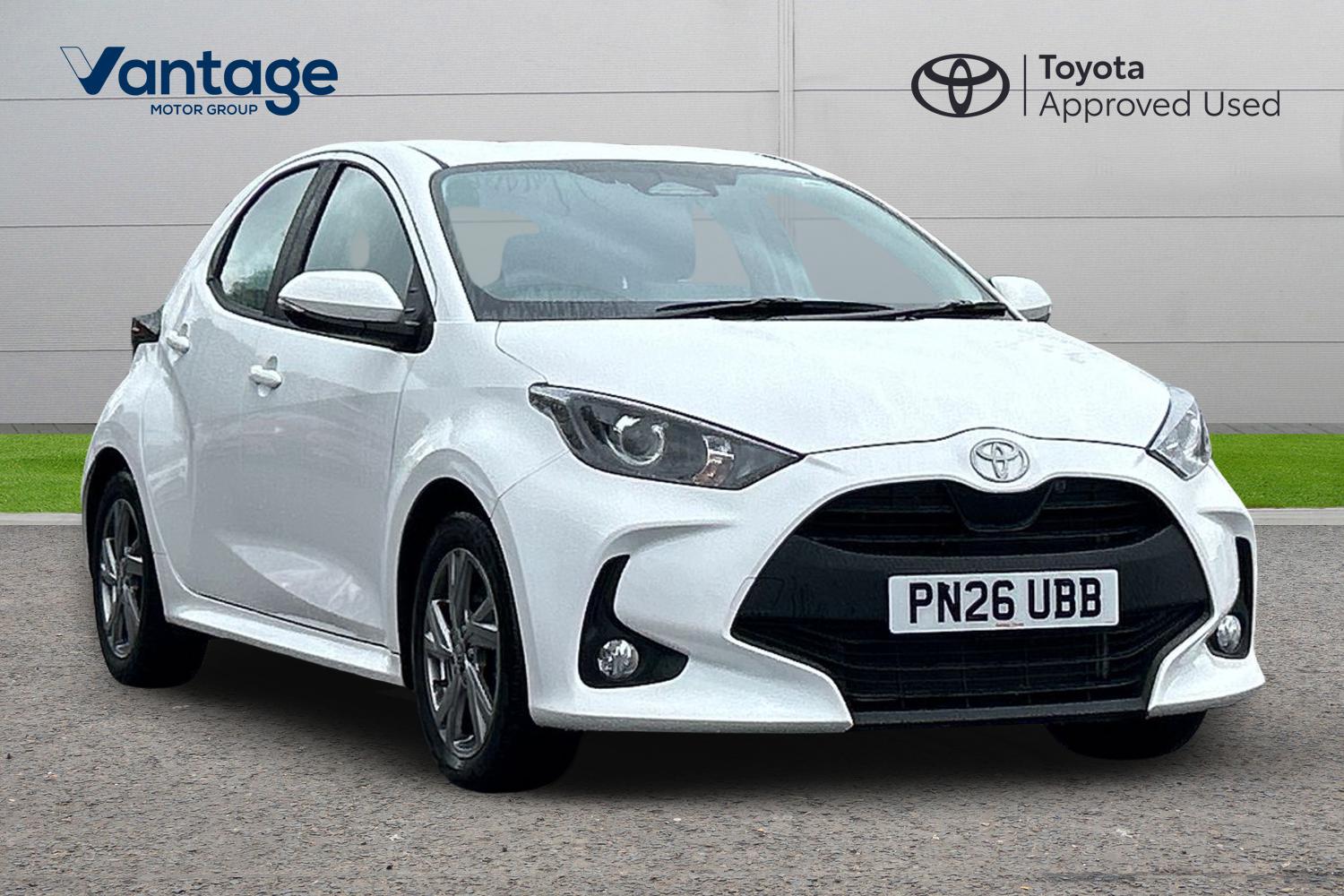 Main listing image - Toyota Yaris