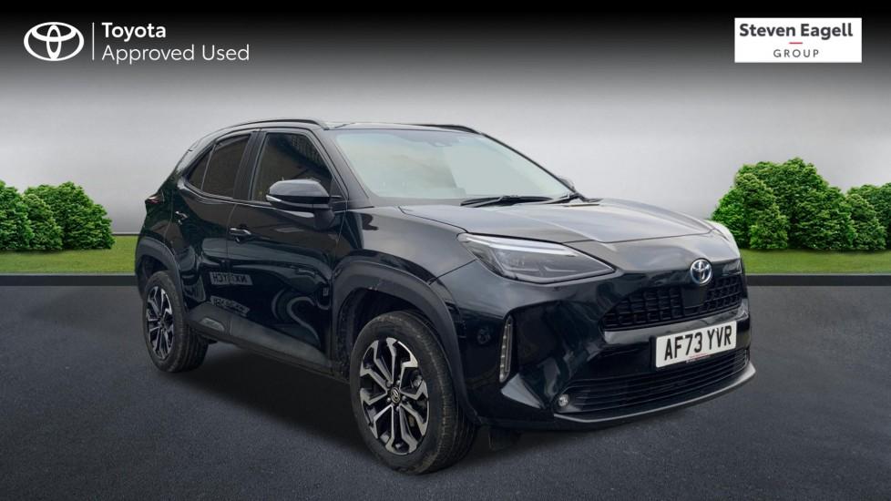 Main listing image - Toyota Yaris Cross