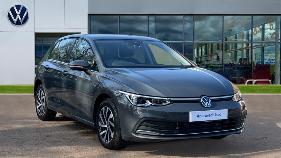Main listing image - Volkswagen Golf