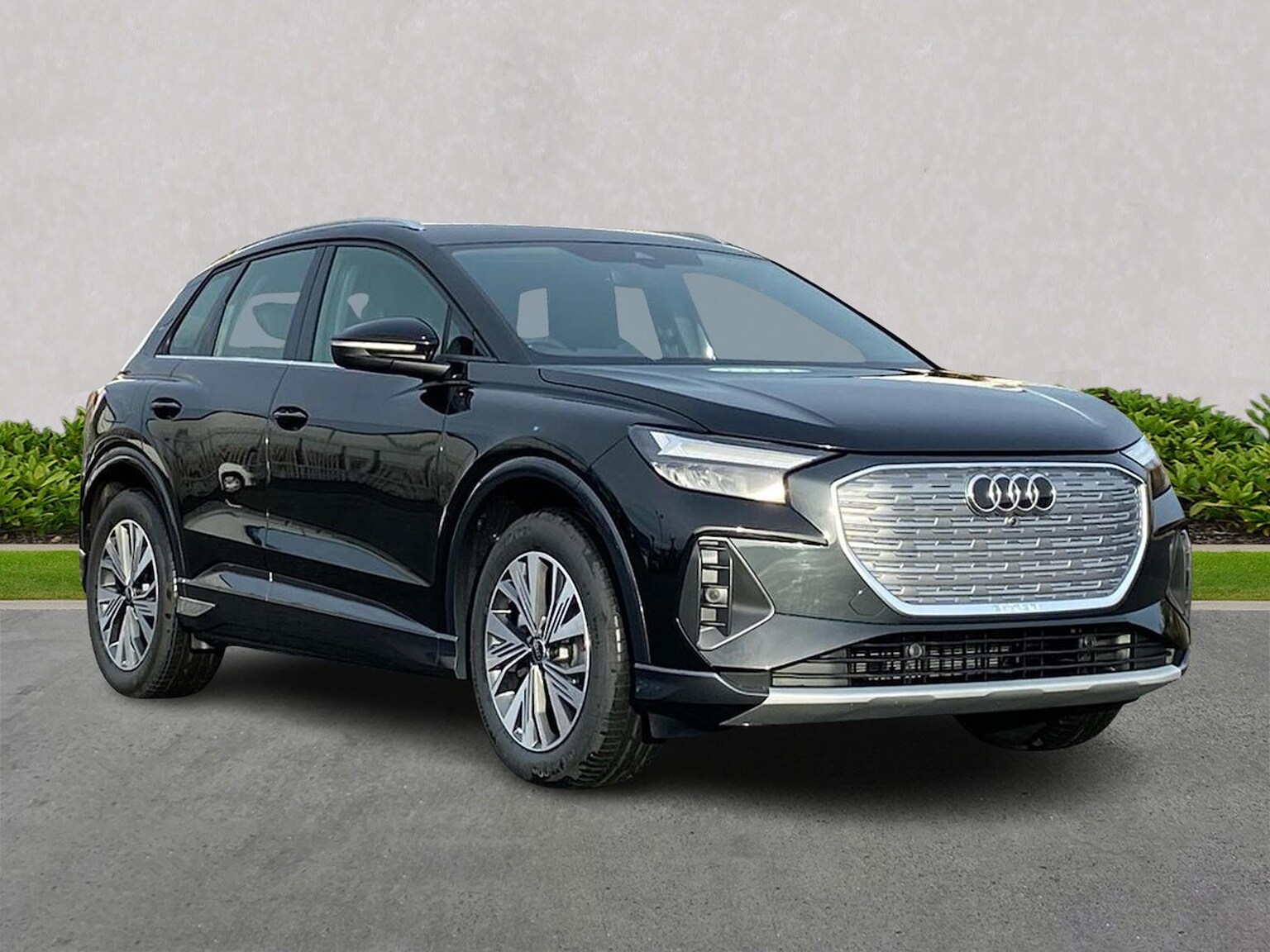 Main listing image - Audi Q4