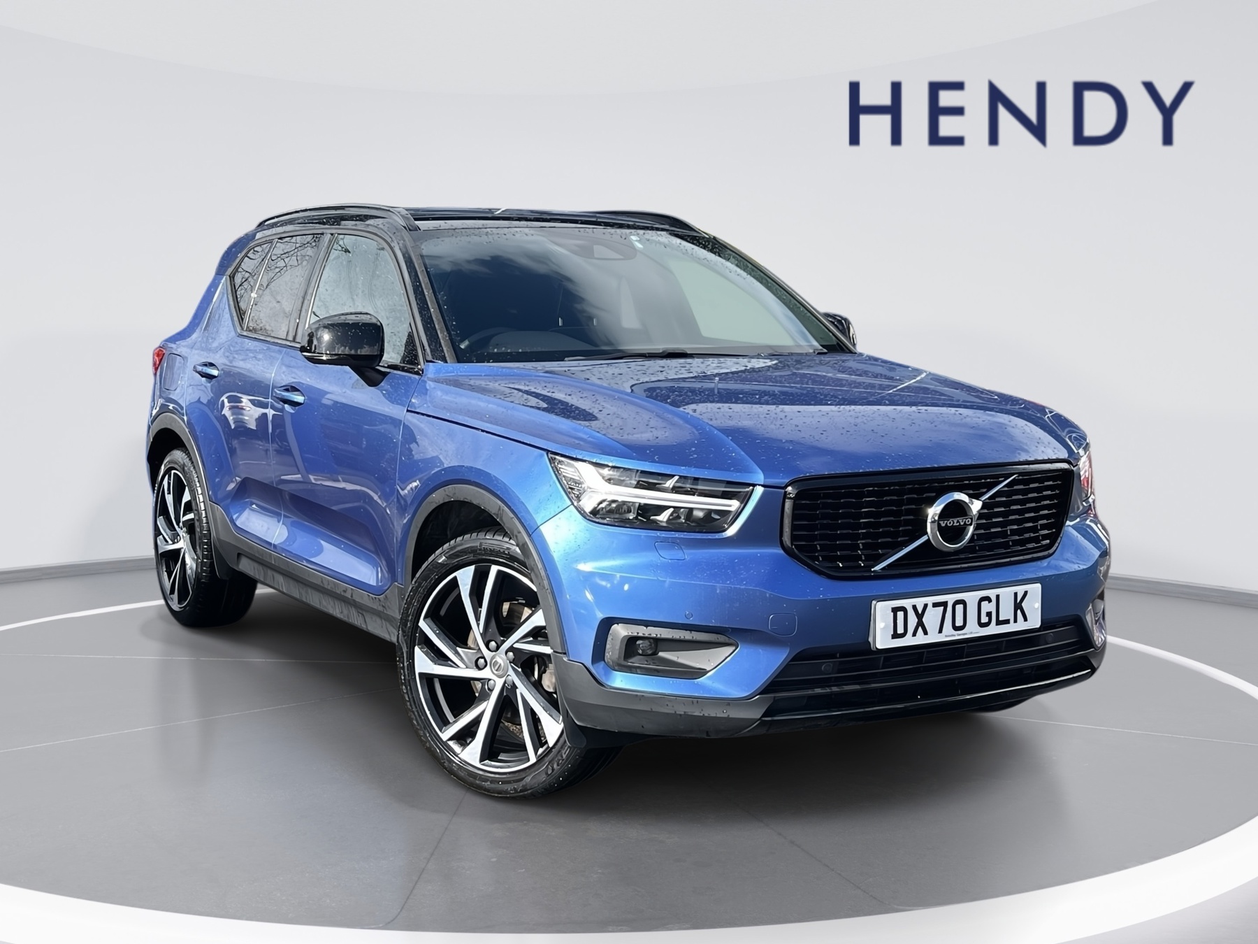 Main listing image - Volvo XC40