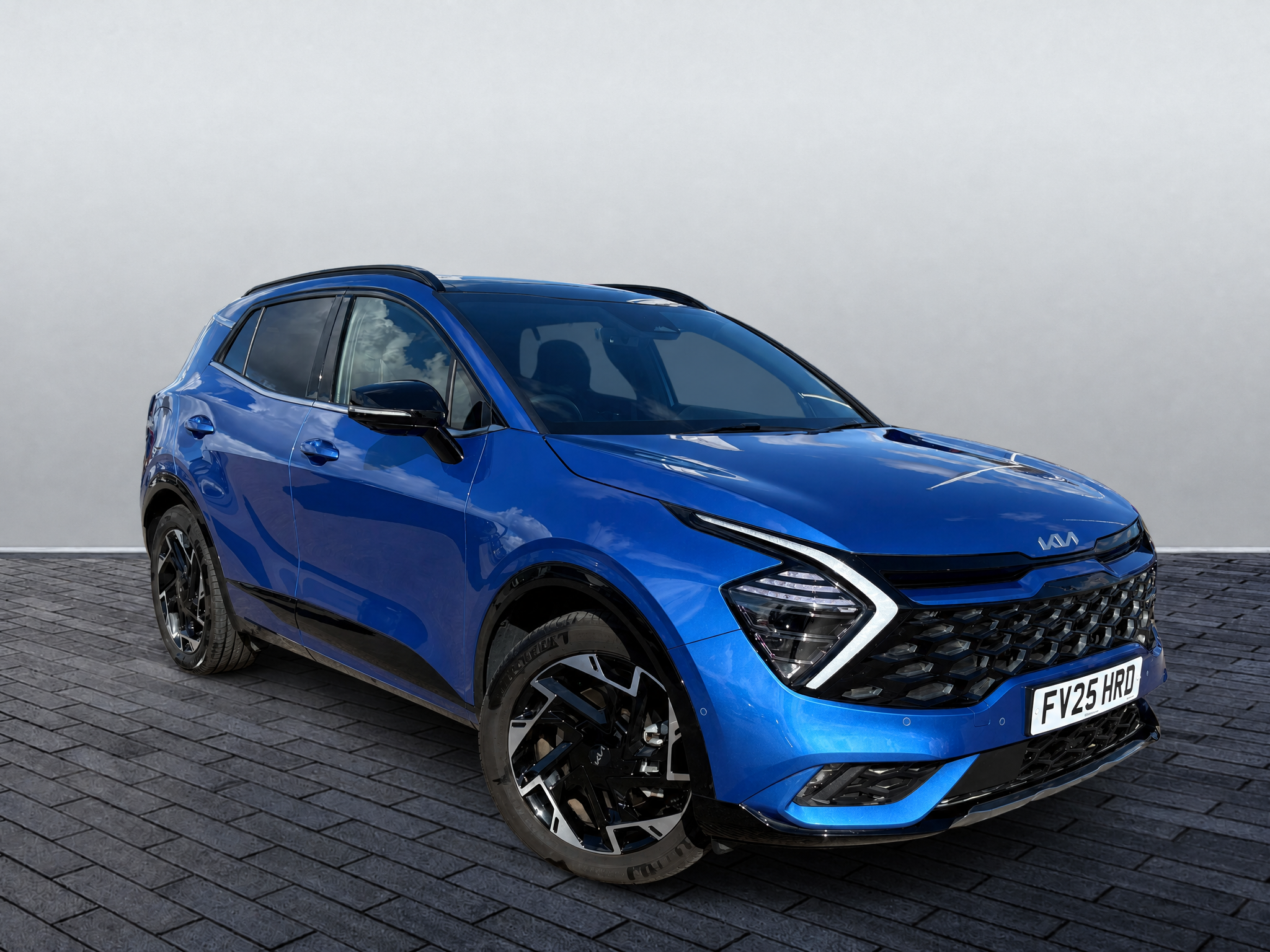 Main listing image - Kia Sportage