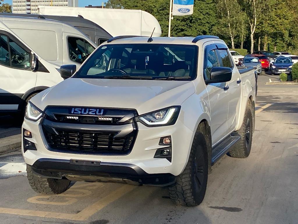 Main listing image - Isuzu D-Max