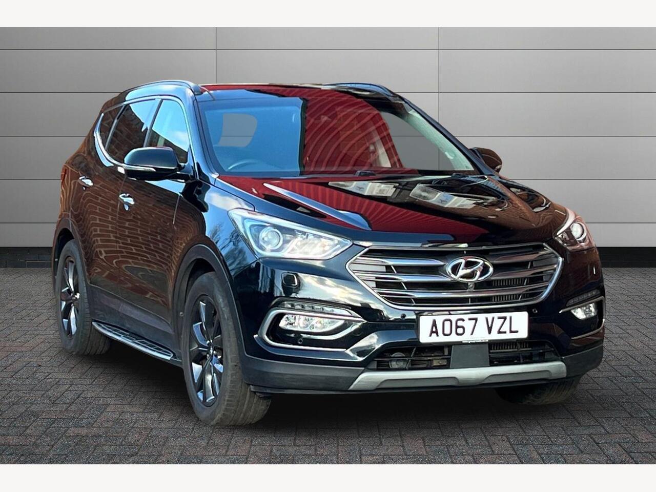 Main listing image - Hyundai Santa Fe